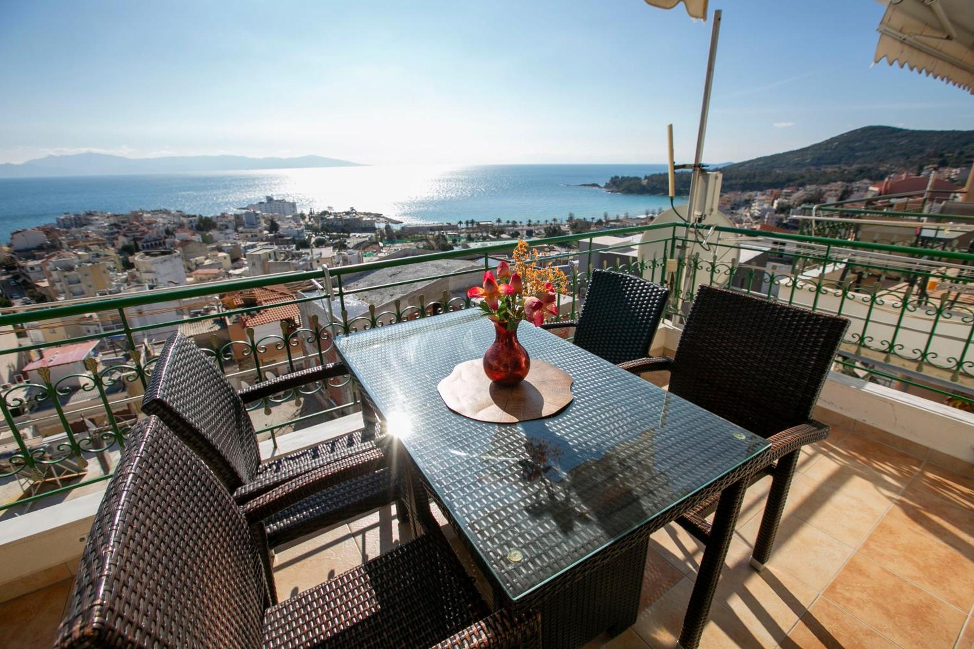 Blue Sky Appartment Кавала Екстер'єр фото