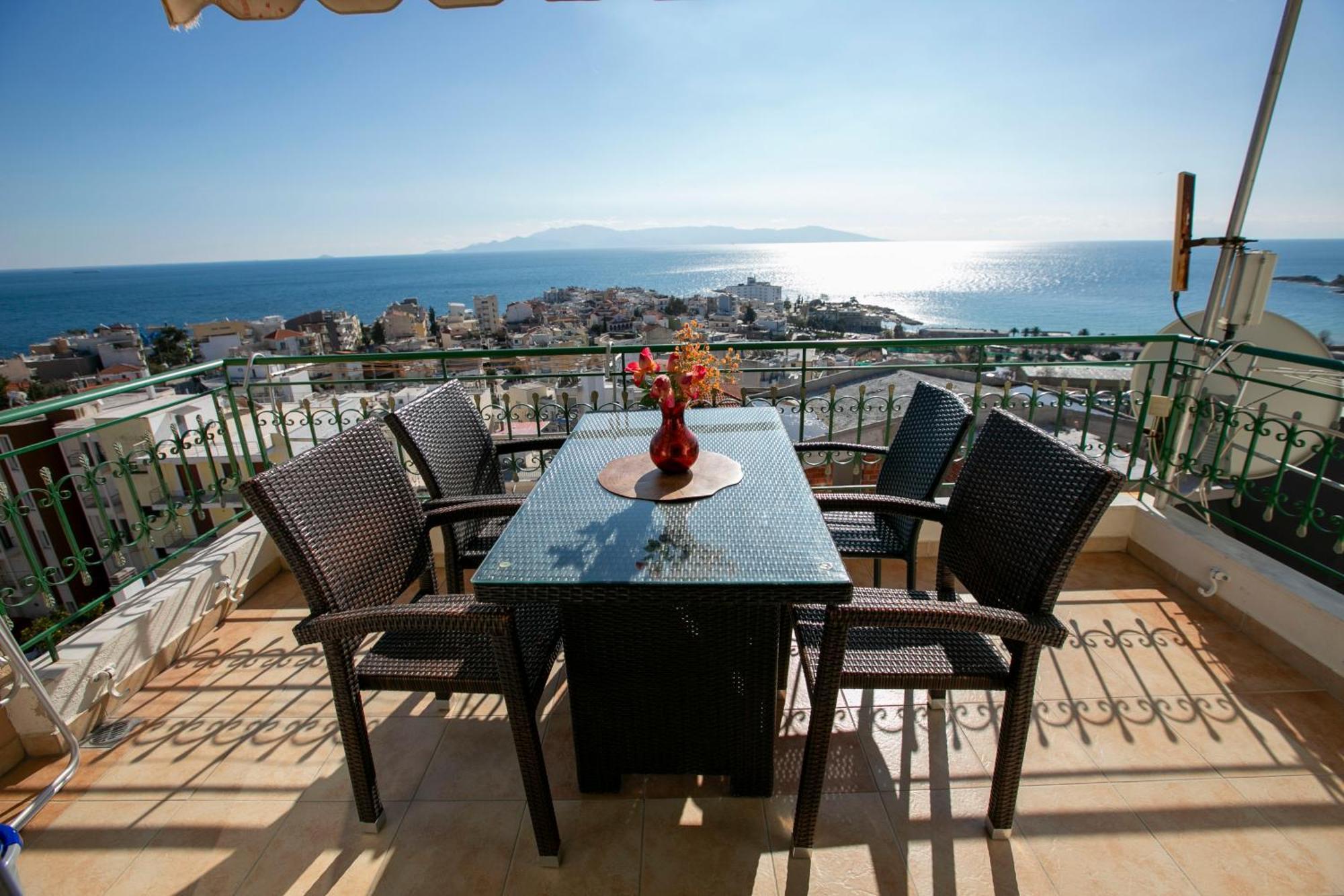 Blue Sky Appartment Кавала Екстер'єр фото
